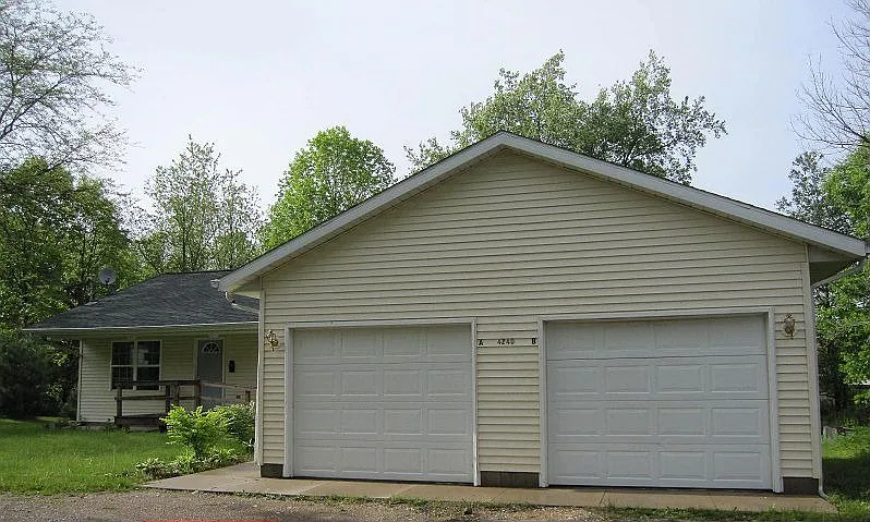 4240 W D Ave photo 1