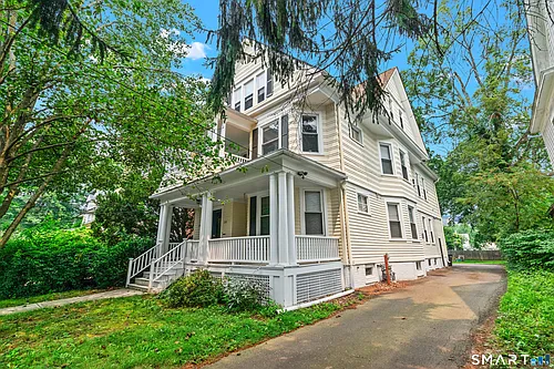 253 W Elm St #2 Photo 1