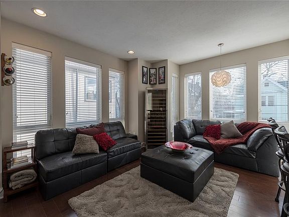 5th image of 1918 E 120th St #F