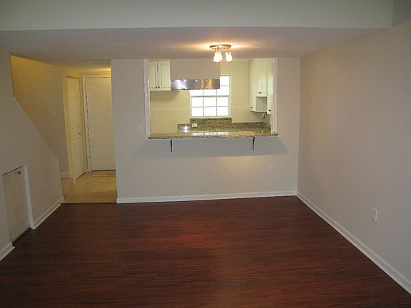 2nd image of 1901 Indian River Blvd #206