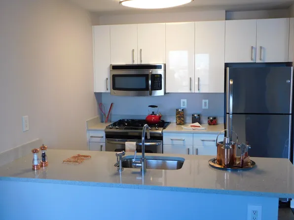 34 Berry Street image 3 of 12