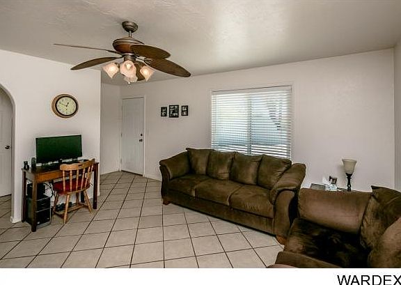 5th image of 2391 Lilac Ln