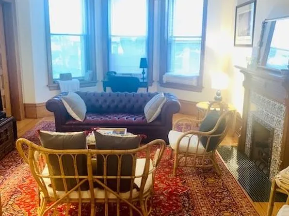 2214 N Kenmore Ave APT 2, Chicago, IL 60614