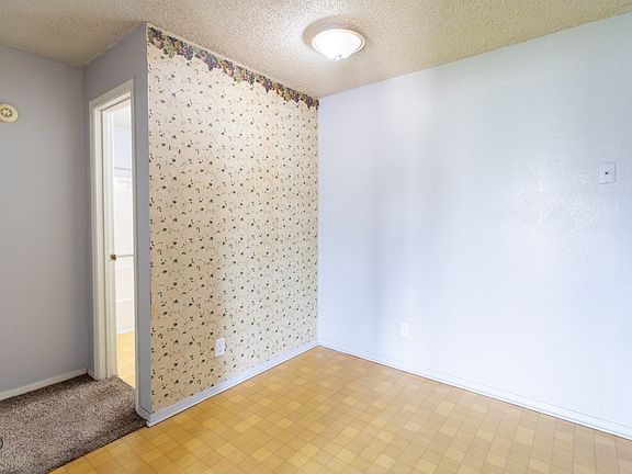 4th image of 4110 Faith Rd #11