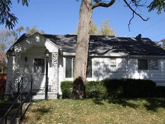 1st image of 1033 Carrington St