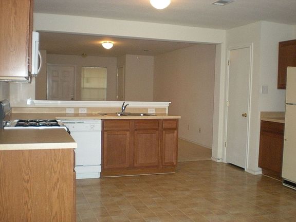 5th image of 11816 Savanna Canyon Ct