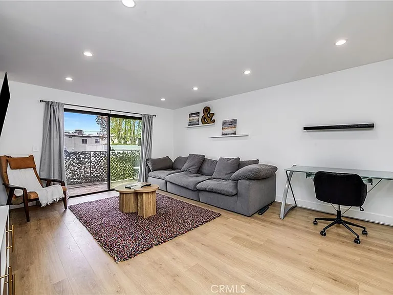 4311 Colfax Ave — Photo 2