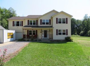5795 Dover Rd, Lake View, NY 14085