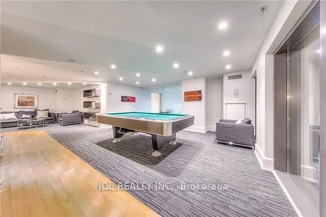 111 Elizabeth St #1037 — Photo 30