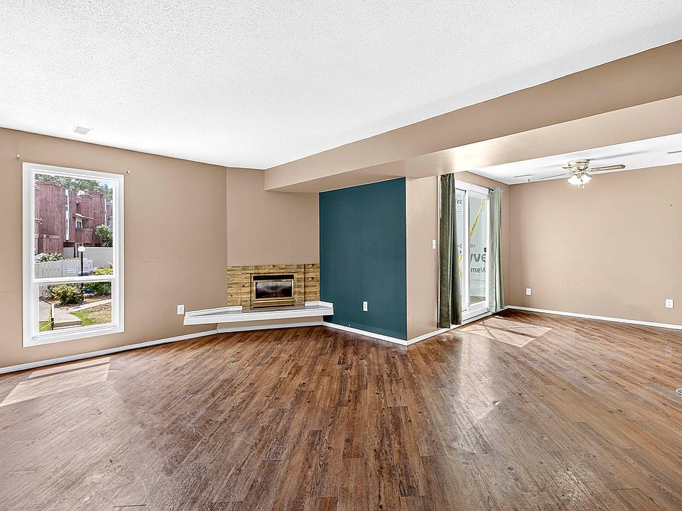1st image of 1435 Summit Dr #41