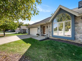 N58W23891 Clover Dr, Sussex, WI 53089