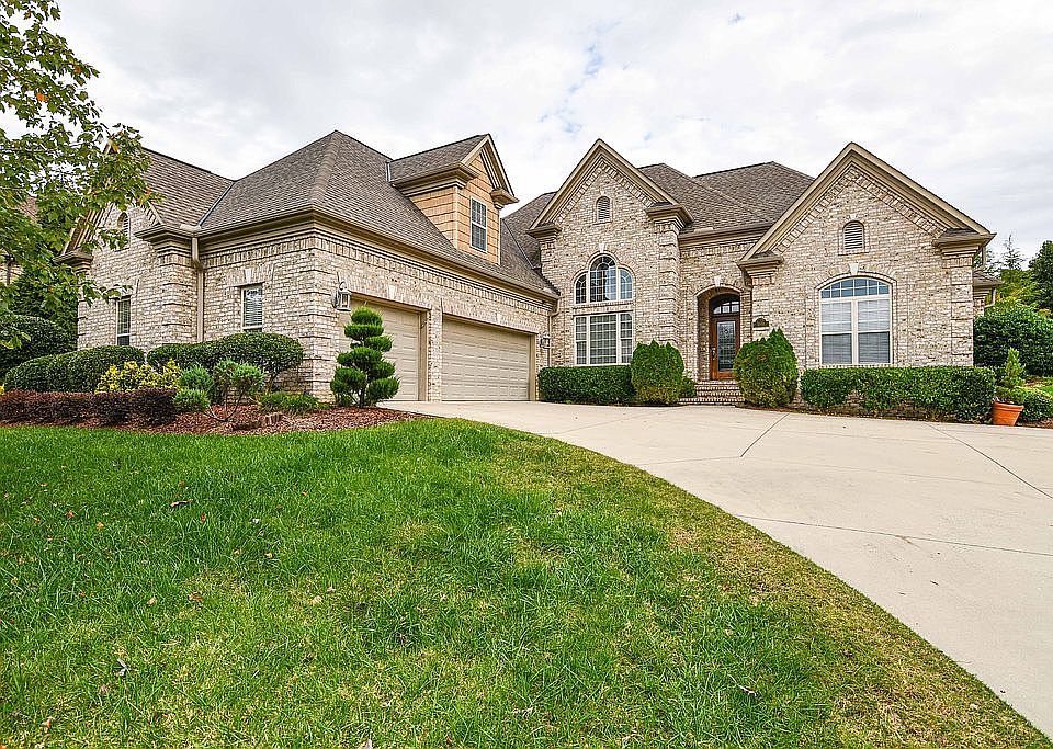 1st image of 2803 Swan Lake Dr
