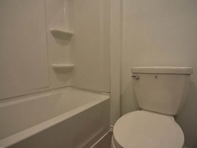 409 Keefer Ln — Photo 123