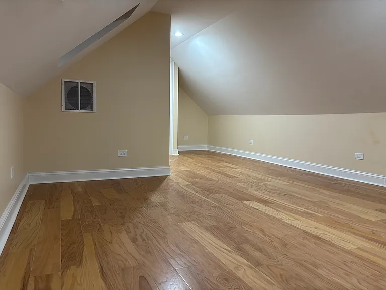 2311 W 19th St #3F — Photo 22