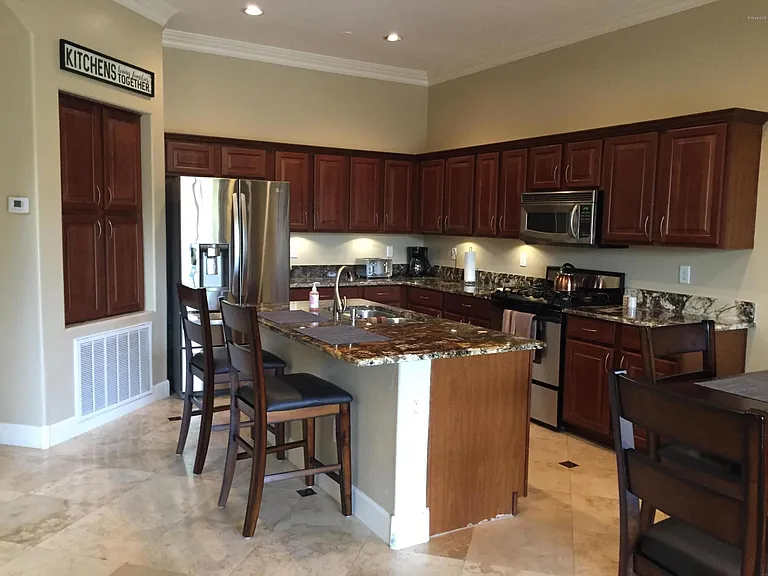 9715 N Azure Ct #3 — Photo 6