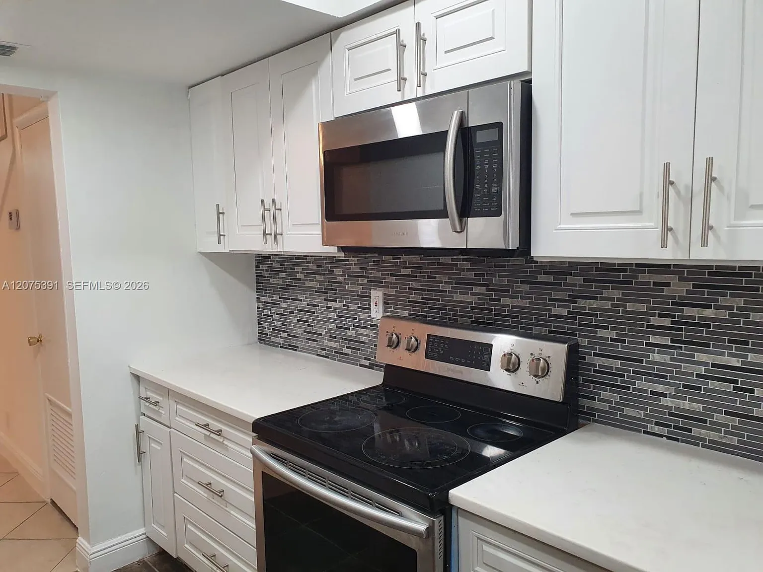 Welleby Townhome 1 Condo — Photo 1