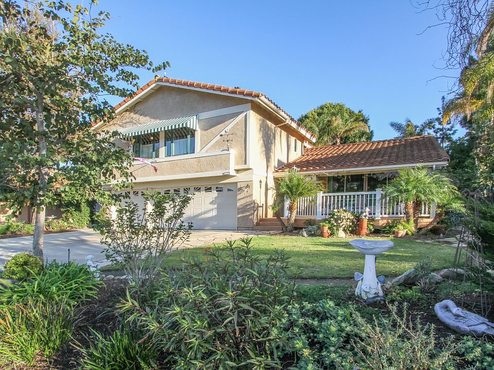 1st image of 325 Camino De Las Flores