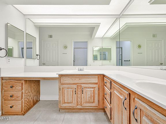 4th image of 17404 N 99TH Avenue #330
