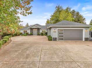 4565 Eagle Trace Dr, Medford, OR