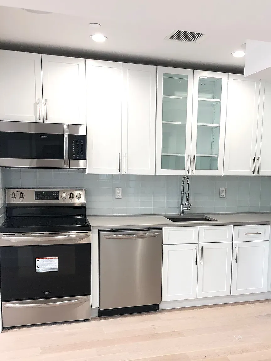 730 Prospect Place — Photo 1
