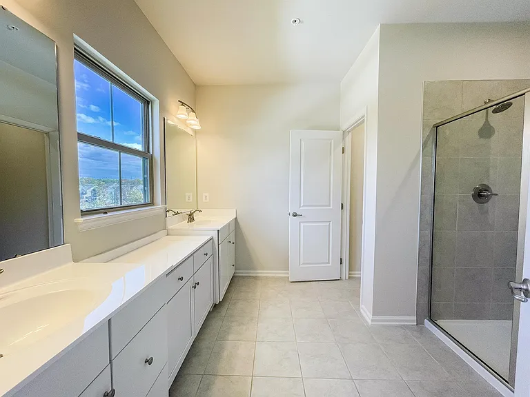 10132 Dorsey Ln — Photo 40