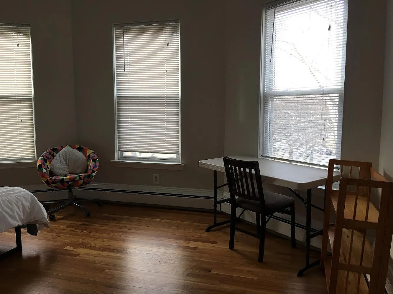 8 bed, 3.5 bath, 3000 sqft, $11,750 — Photo 4