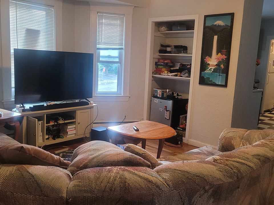 Spacious and sunny living room, large enough for huge sectional!