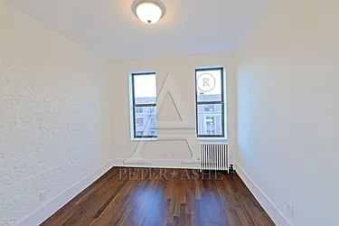 Rented by Peter Ashe