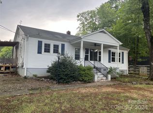 1025 Pine Circle Dr NW, Concord, NC 28027