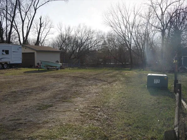 207 N MAIN STREET, Dousman, WI 53118