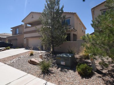 7056 Tombstone Rd NW, Albuquerque, NM, 87114