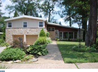 1405 Autumn Rd, Jenkintown, PA 19046