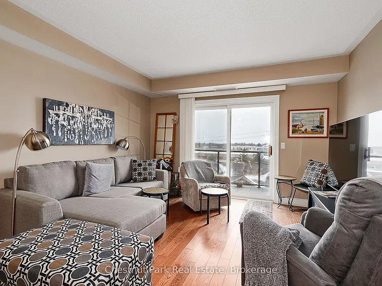 91 Raglan St #412 — Photo 13