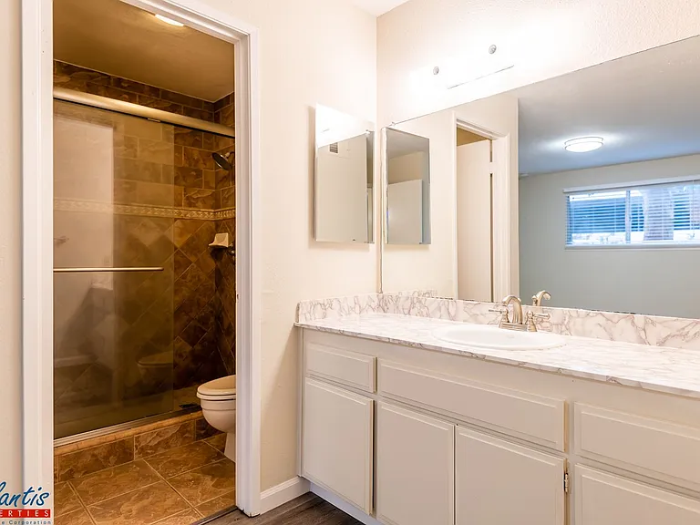 247 N Capitol Ave #193 — Photo 8