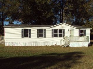 1073 Bramblebush Ln, Cottageville, SC 29435