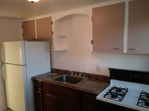 4th image of 5819 77th St W