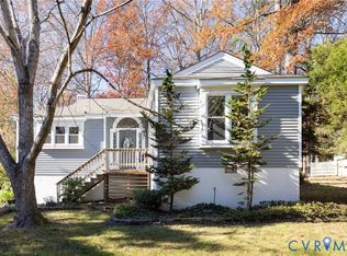 14312 Woods Walk Ln, Midlothian, VA 23112