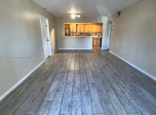 7911 SW 104th St APT 210-G, Pinecrest, FL 33156