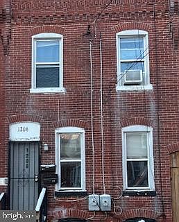 1st image of 1206 W 3rd St