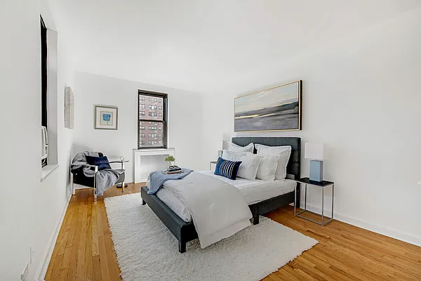 Sold by Compass | media 6