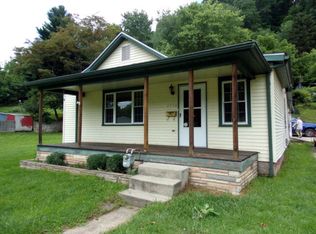 1400 Lakeview Ave, New Boston, OH 45662