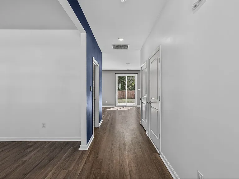 402 Ibis Ct — Photo 5