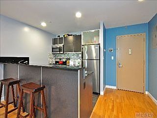 3rd image of 14320 Hoover Ave APT 401