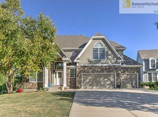 16131 S Raintree St, Olathe, KS 66062