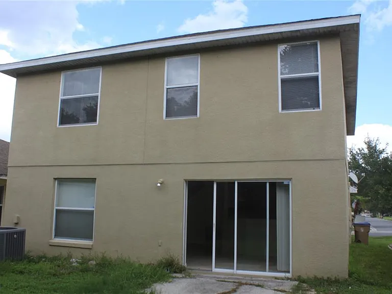 215 Owenshire Cir — Photo 17