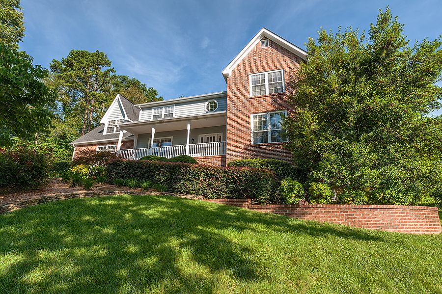 1st image of 5403 Woodbridge Dr