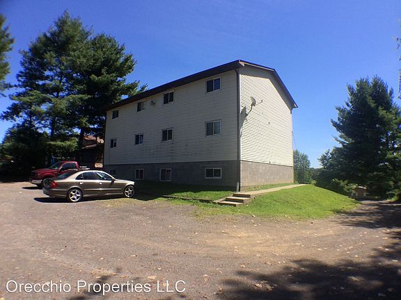 2nd image of 180 Manor Dr APT 1