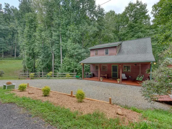 43 Melton Dr, Blairsville, GA 30512