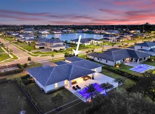 10975 N Sierra Ranch Dr, Davie, FL 33324