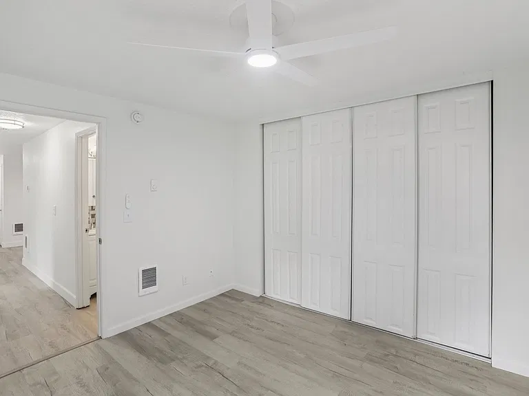 Images Highland Apartments — Photo 15